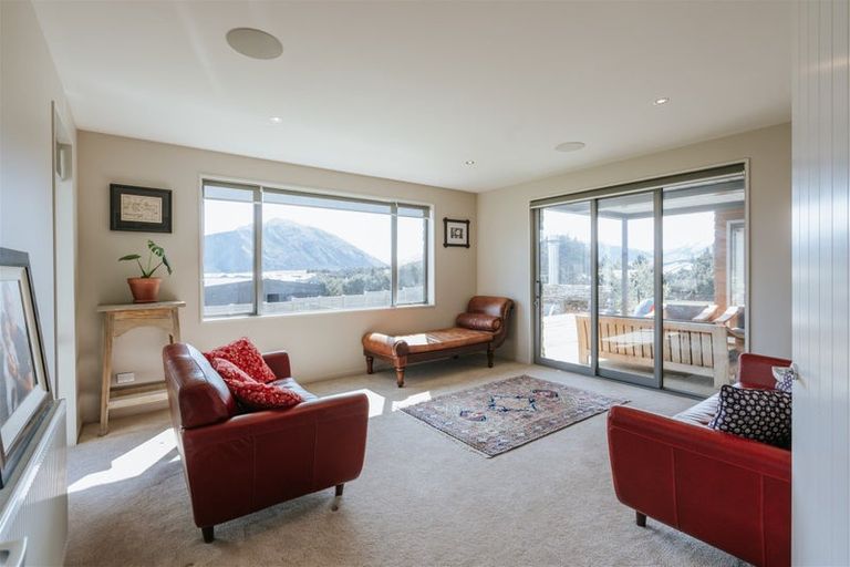 Photo of property in 9 Diamond Lane, Wanaka, 9305