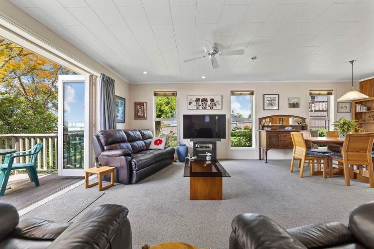 Photo of property in 9 Matipo Place, Tokoroa, 3420