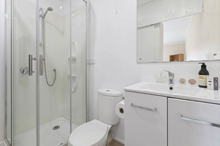 Photo of property in 90 Ridge Road, Howick, Auckland, 2014