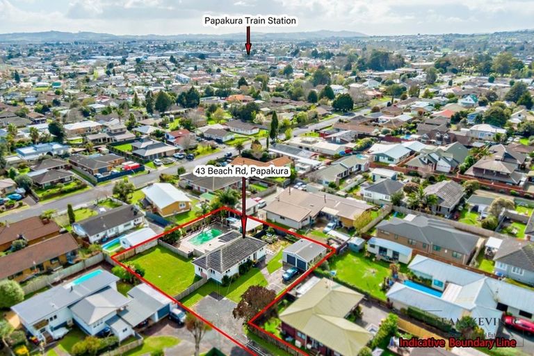 Photo of property in 43 Beach Road, Pahurehure, Papakura, 2113