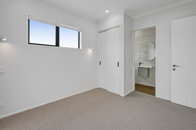 Photo of property in 21 Airport Drive, New Plymouth Airport, New Plymouth, 4373