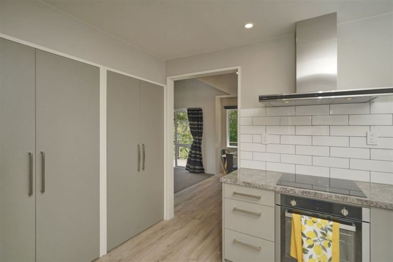 Photo of property in 54 Voelas Road, Lyttelton, 8082