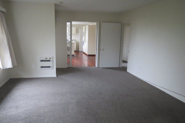 Photo of property in 4 Solway Avenue, Ilam, Christchurch, 8041