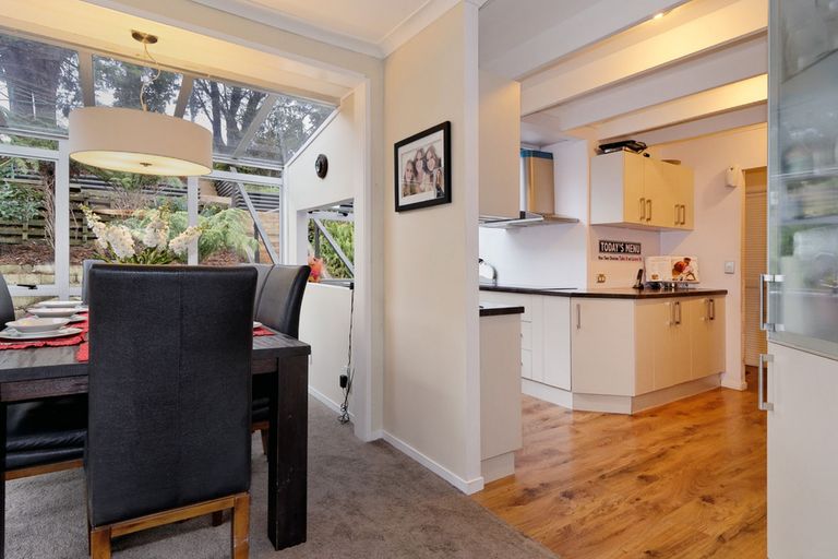 Photo of property in 43 Shetland Street, Glen Eden, Auckland, 0602