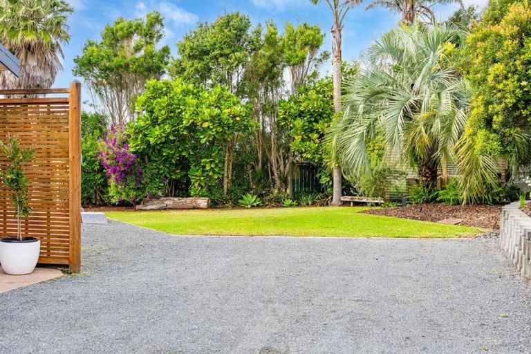 Photo of property in 381 Cove Road, Waipu, 0582