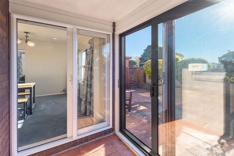 Photo of property in 1 Inverell Place, Waikanae, 5036