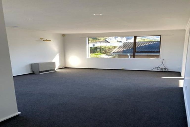 Photo of property in 12a Shastri Terrace, Khandallah, Wellington, 6035