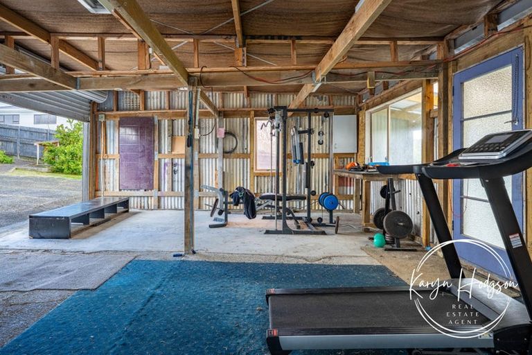 Photo of property in 103 Hurndall Street East, Maungaturoto, 0520