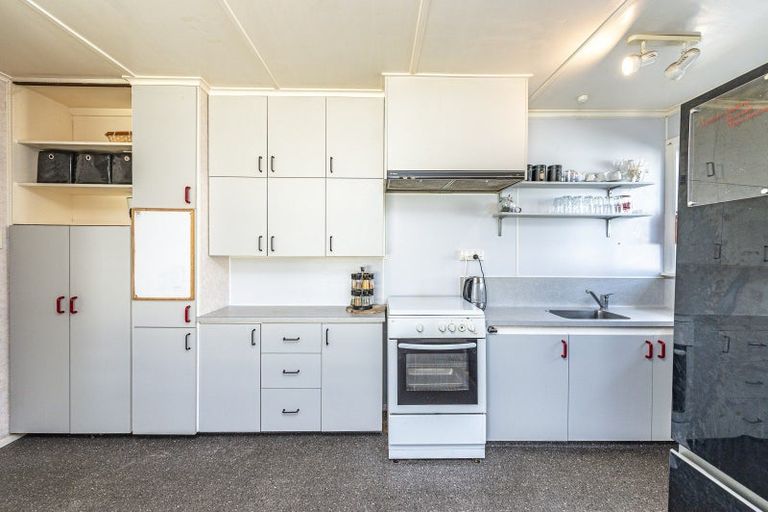 Photo of property in 81a Gonville Avenue, Gonville, Whanganui, 4501