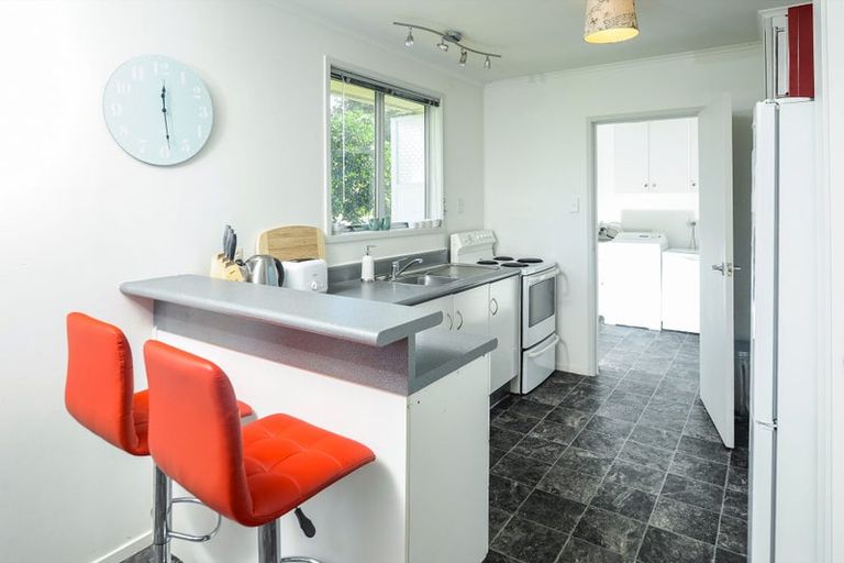 Photo of property in 47 Helena Street, Massey, Auckland, 0614