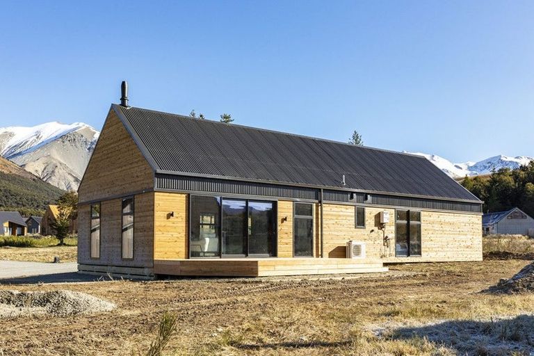 Photo of property in 3 Bevel Court, Castle Hill, 7580