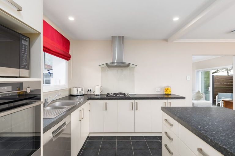 Photo of property in 10 Karnak Crescent, Russley, Christchurch, 8042