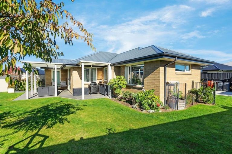 Photo of property in 14 Navy Loop, Rolleston, 7614