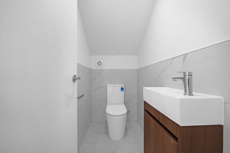 Photo of property in 30 Korowhiti Road, Clarks Beach, 2122