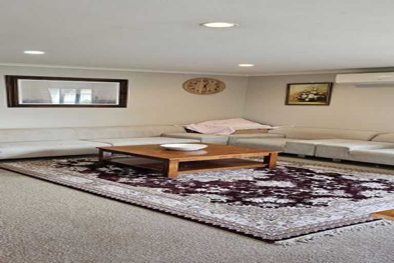 Photo of property in 5 Whitney Place, Rototuna North, Hamilton, 3210
