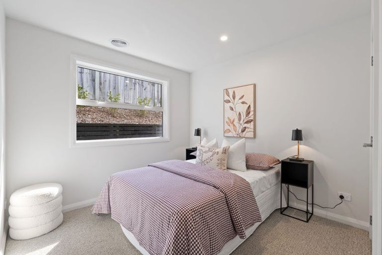 Photo of property in 5 Mangatainoka Lane, Awapuni, Palmerston North, 4412