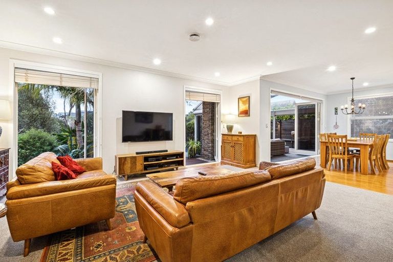 Photo of property in 50 Valley Road, Pukekohe, 2120