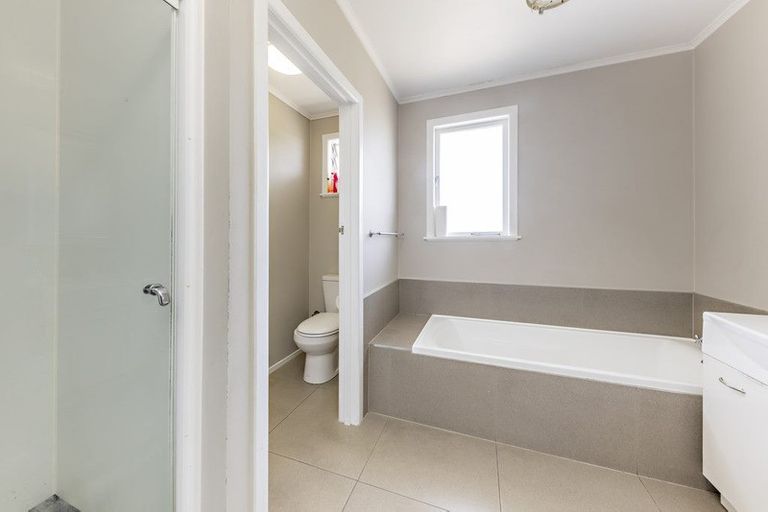 Photo of property in 85 Old Wairoa Road, Papakura, 2110