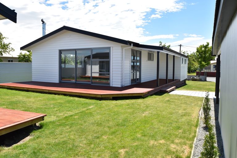 Photo of property in 39 Rata Road, Twizel, 7901