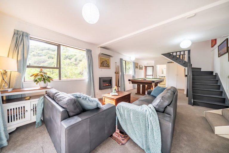 Photo of property in 20 Roys Road, Plimmerton, Porirua, 5026
