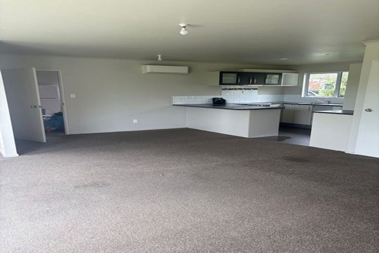 Photo of property in 18a Kapiti Crescent, Titahi Bay, Porirua, 5022
