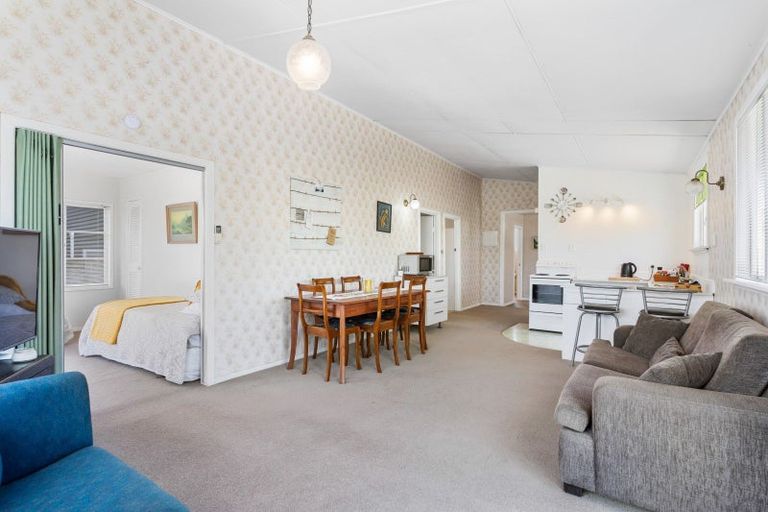 Photo of property in 207 Kiwi Road, Whangamata, 3620