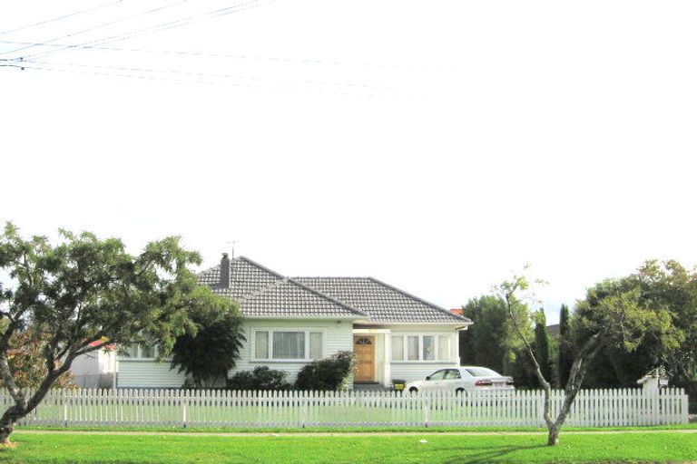 Photo of property in 1/48 Birdwood Avenue, Papatoetoe, Auckland, 2025