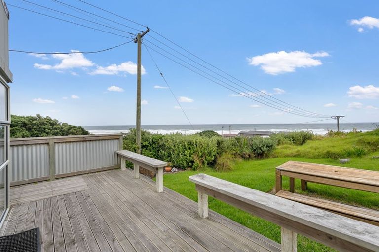 Photo of property in 636 Aranga Coast Road, Aranga, 0376
