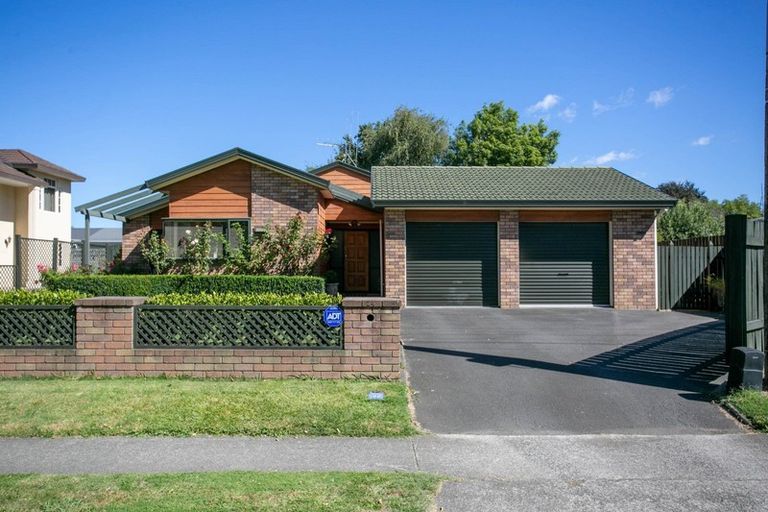 Photo of property in 24 Taylor Street, Cambridge, 3434