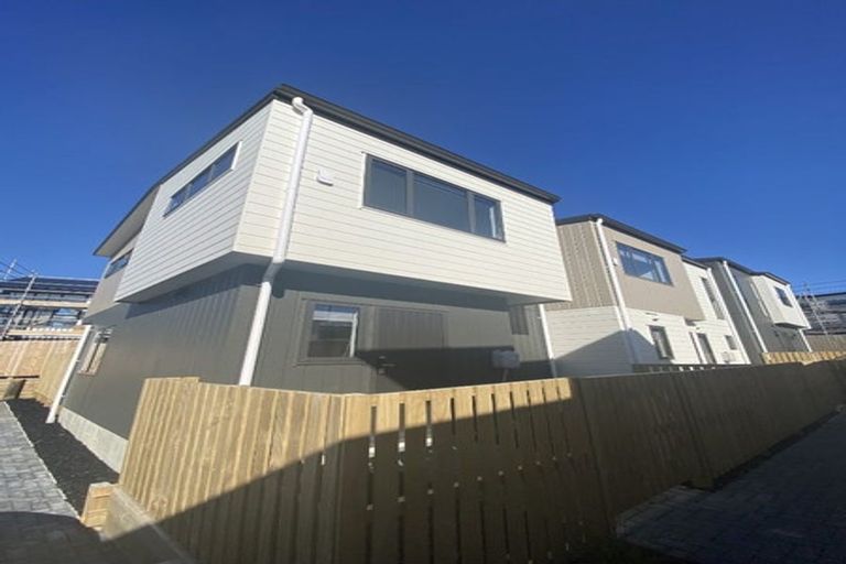 Photo of property in 5/39 Renata Crescent, Te Atatu Peninsula, Auckland, 0610