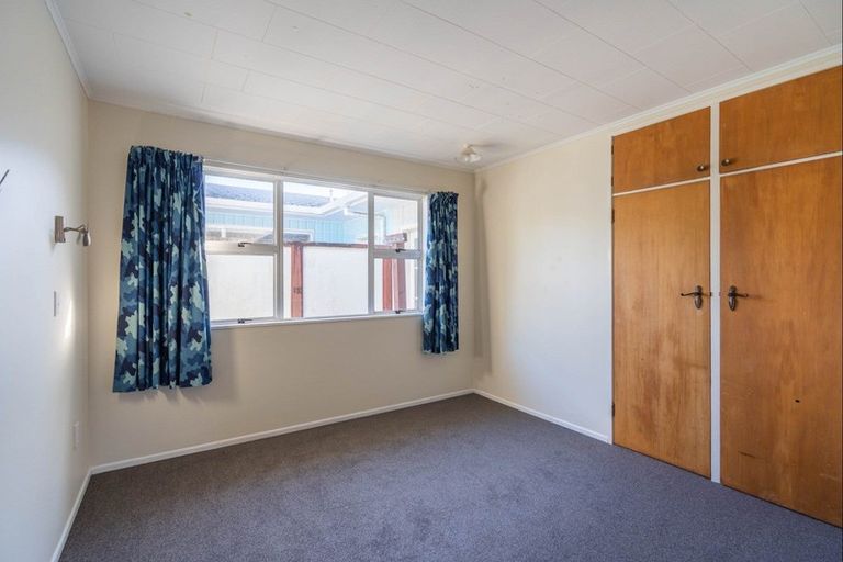 Photo of property in 11 Anaru Street, Raumati Beach, Paraparaumu, 5032