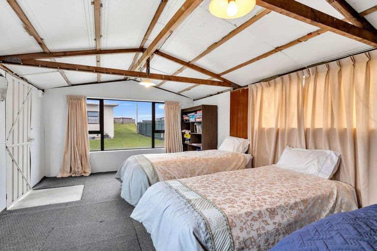 Photo of property in 100 Pukehina Parade, Pukehina, 3189