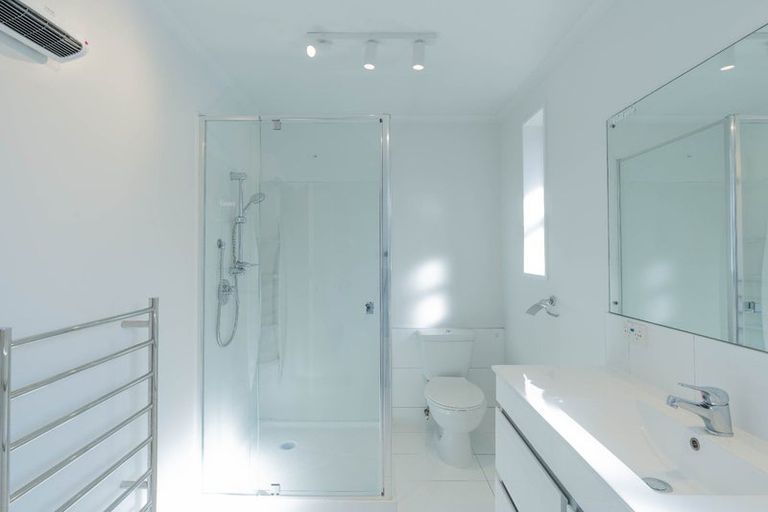 Photo of property in 226 Opawa Road, Hillsborough, Christchurch, 8022