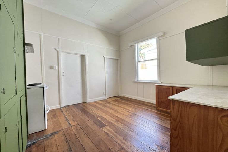 Photo of property in 85 Tiber Street, Island Bay, Wellington, 6023