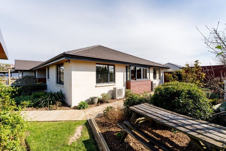Photo of property in 23 Heathfield Drive, Mosgiel, 9024
