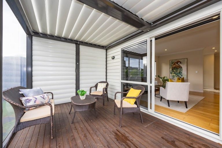 Photo of property in 21 Hornbill Drive, Fairview Heights, Auckland, 0632