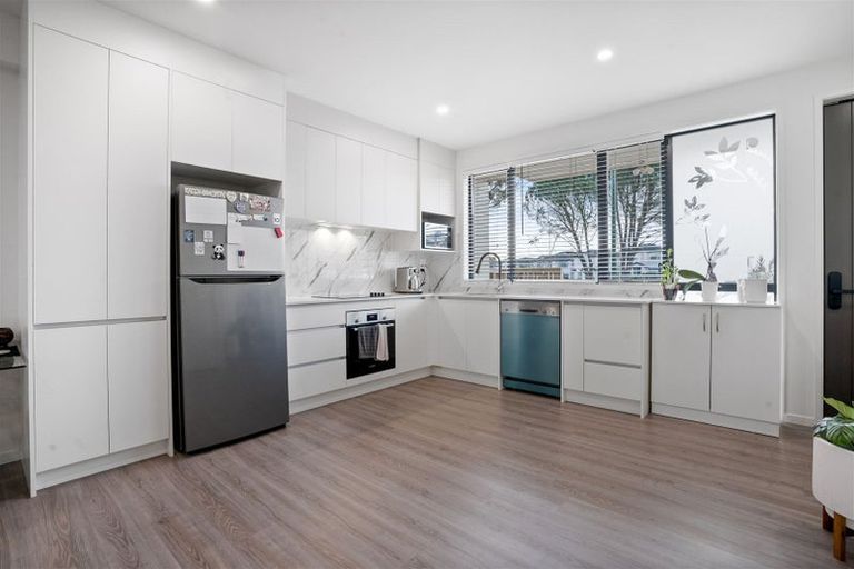 Photo of property in 10 Karoro Road, Flat Bush, Auckland, 2019