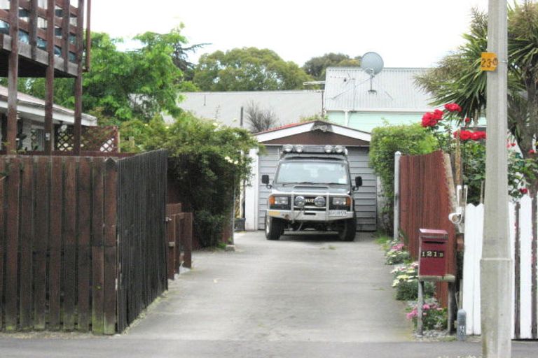 Photo of property in 121 Hay Street, Bromley, Christchurch, 8062