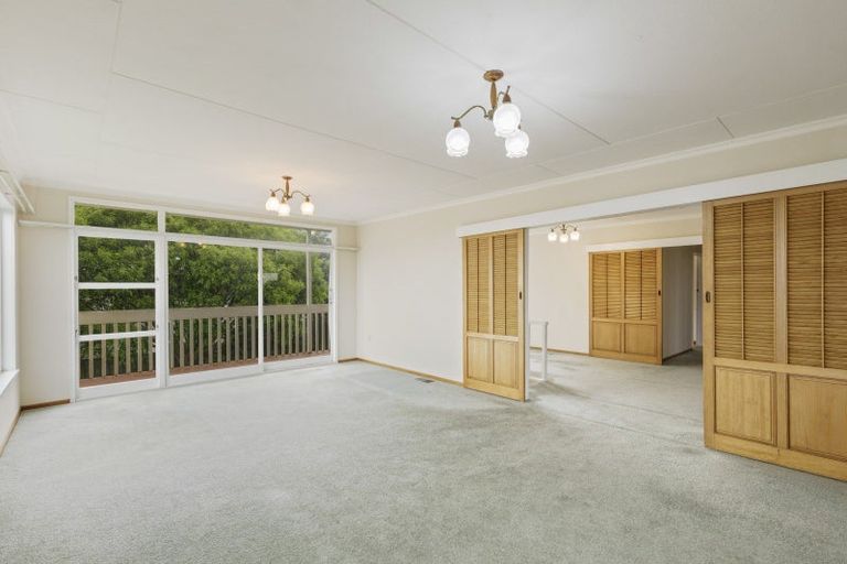 Photo of property in 426 Mangorei Road, Highlands Park, New Plymouth, 4312