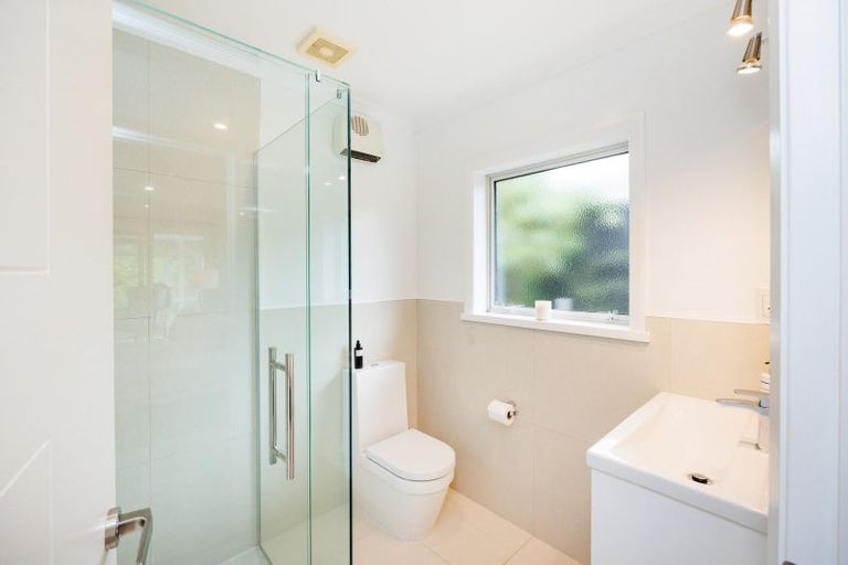 Photo of property in 28 Cashmere Drive, Fitzherbert, Palmerston North, 4410