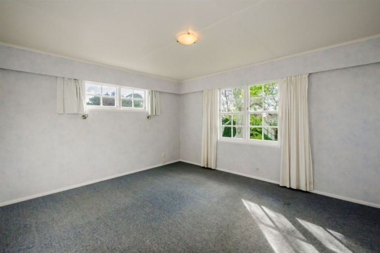 Photo of property in 40 Moana Road, Paraparaumu, 5032