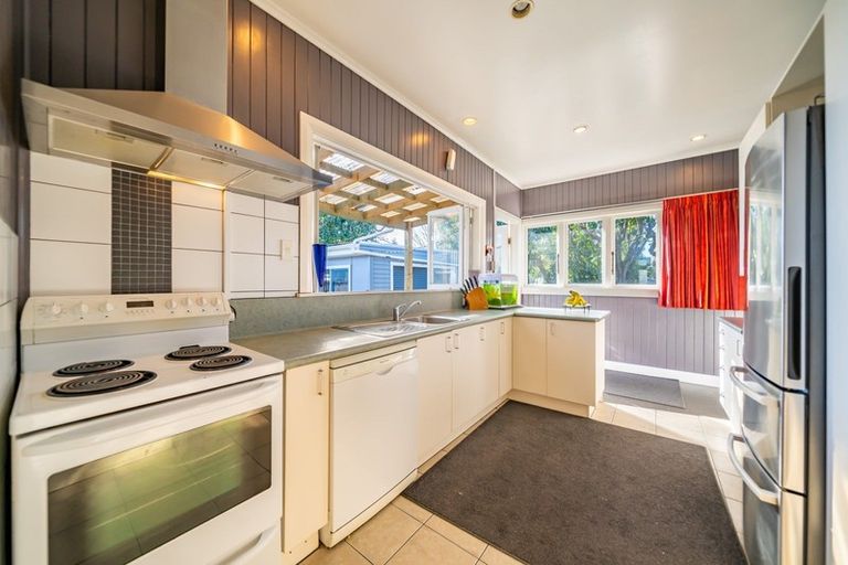 Photo of property in 22 Miro Street, Trentham, Upper Hutt, 5018