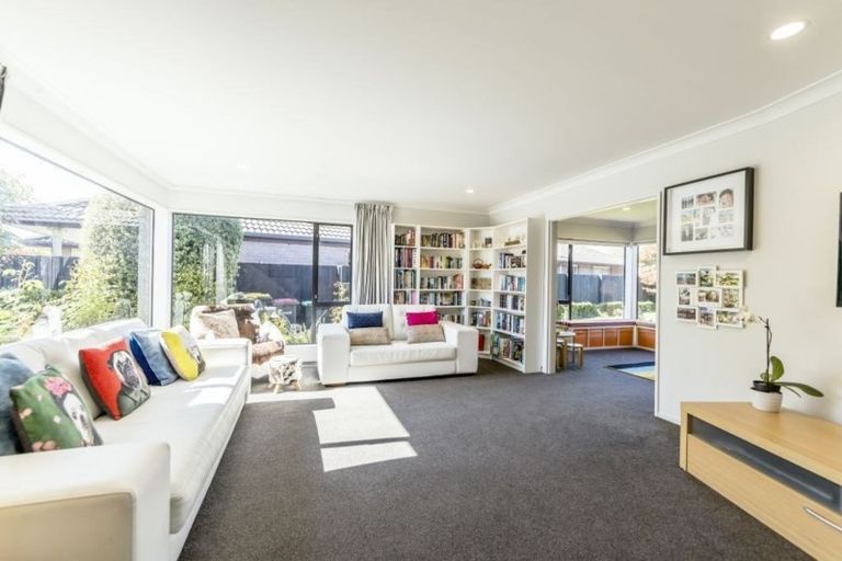 Photo of property in 6 Wiltshire Mews, Avonhead, Christchurch, 8042