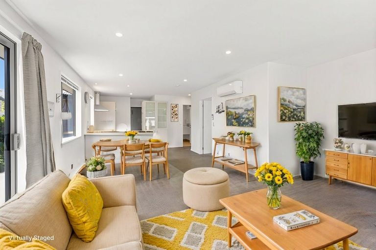 Photo of property in 72b Wilsons Road, Saint Martins, Christchurch, 8022