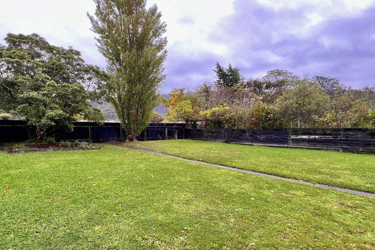 Photo of property in 7 Hay Street, Wainuiomata, Lower Hutt, 5014