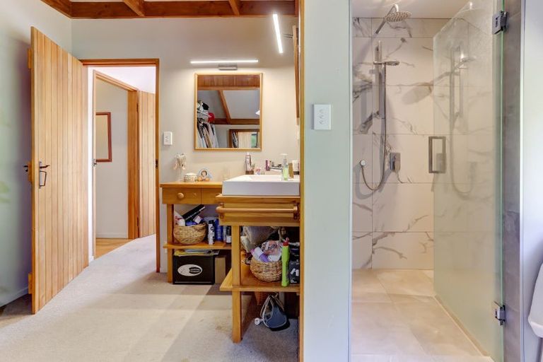 Photo of property in 235 No 2 Line, Okoia, Whanganui, 4572