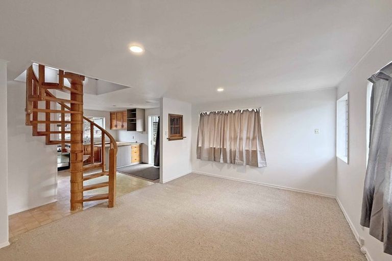 Photo of property in 4 Naseby Grove, Wainuiomata, Lower Hutt, 5014