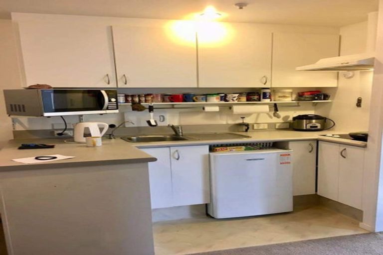 Photo of property in Capital Hill Apartments, 11/54u Hill Street, Thorndon, Wellington, 6011