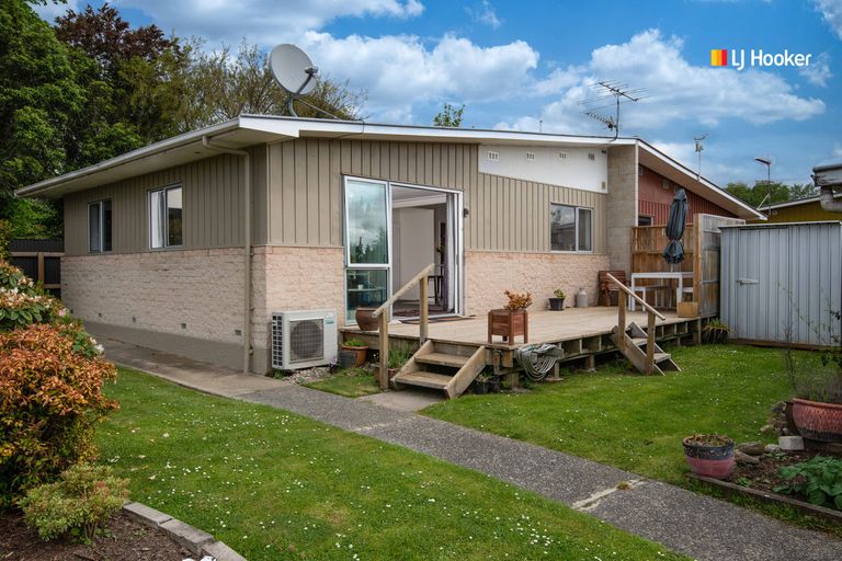 Photo of property in 80 Argyle Street, Mosgiel, 9024