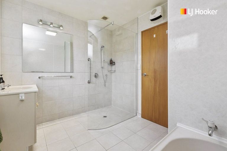 Photo of property in 103 Surrey Street, Forbury, Dunedin, 9012